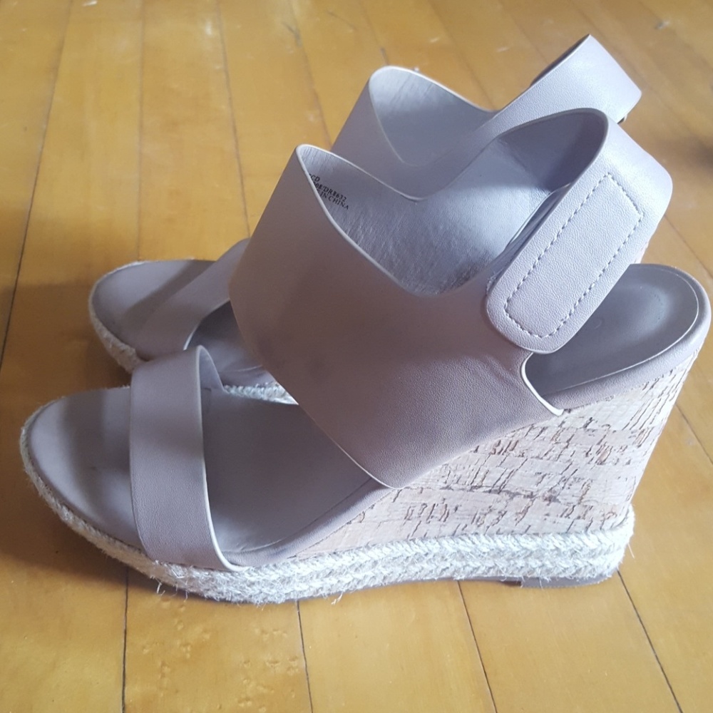 Nude cork wedges